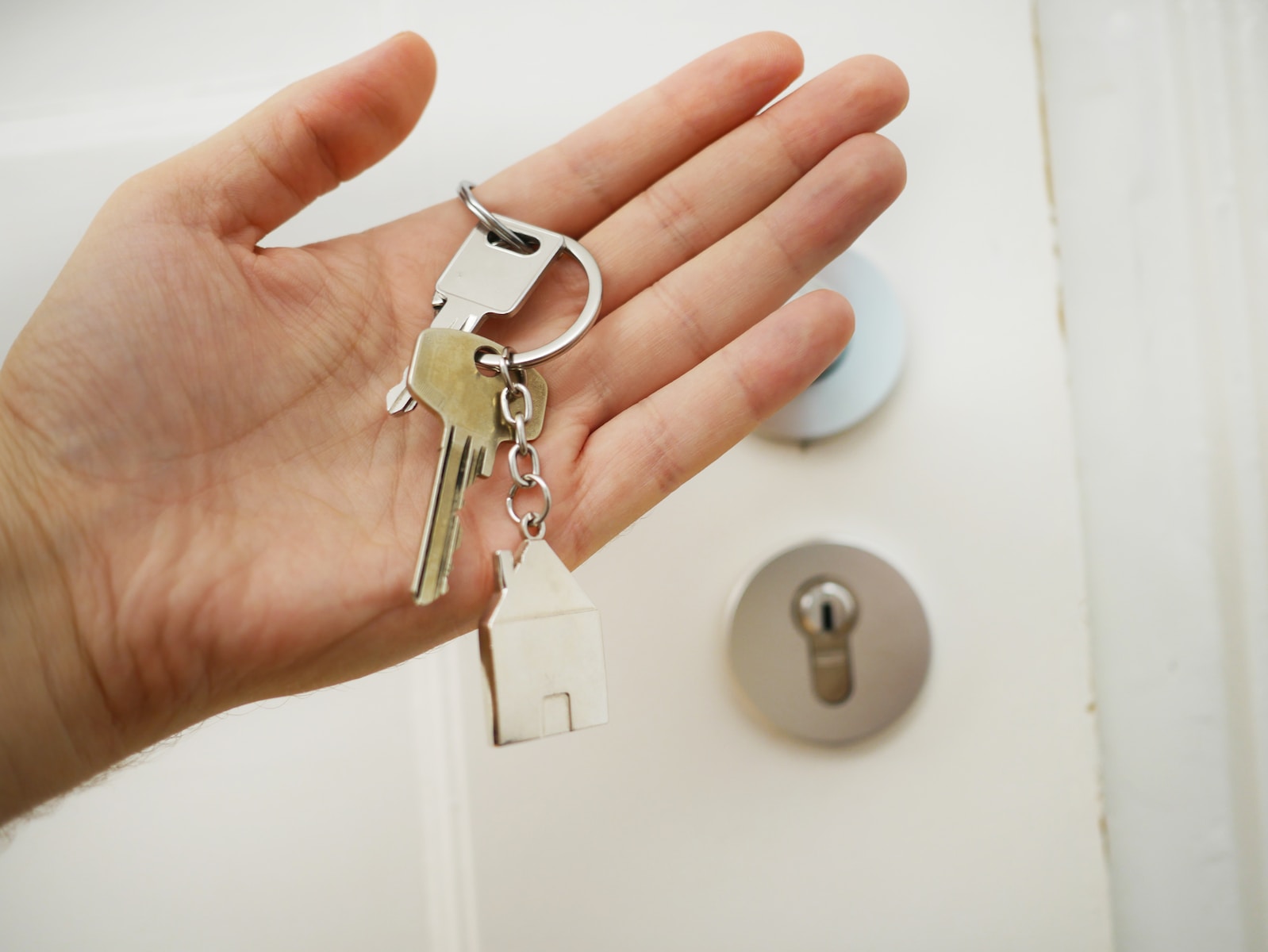 Emergency Locksmith in Charlotte: What to Know Before You Need One